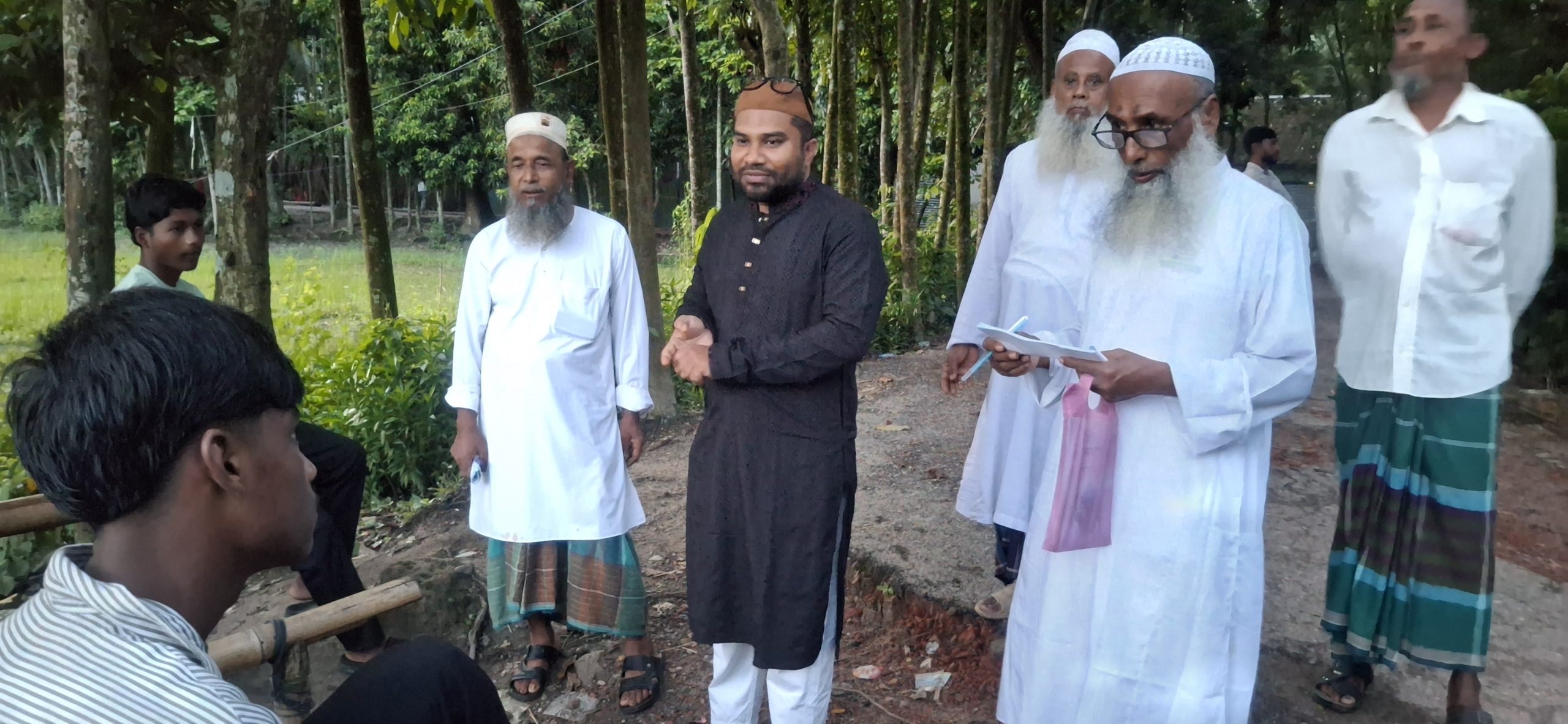 হাইমচরে ওয়ার্ডে ওয়ার্ডে জামায়াতে ইসলামীর সদস্য নবায়ন ফরম বিতরণ ও দাওয়াতি কার্যক্রম